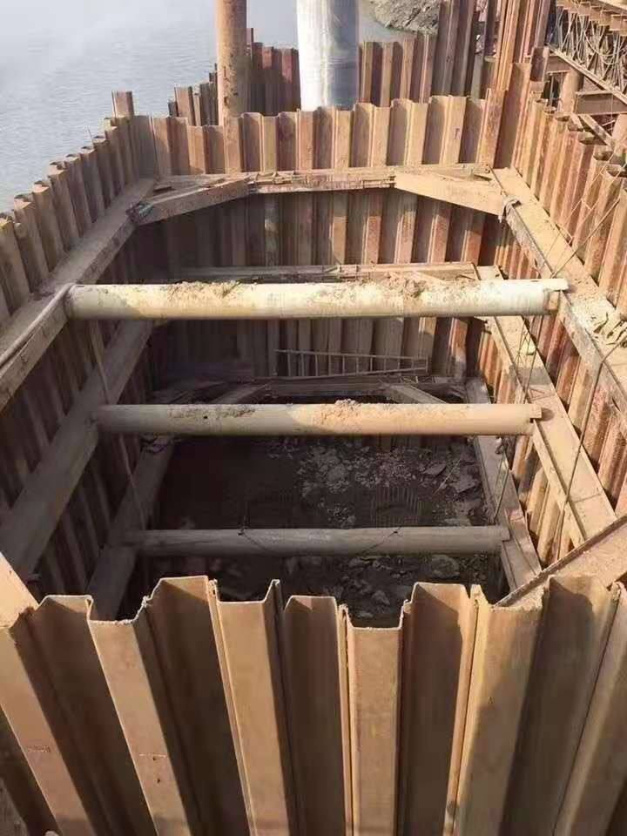 Tipo prezzo d'acciaio laminato a caldo di U della palancola per tonnellata/tipo 3 tipo 4 palancola d'acciaio laminata a caldo